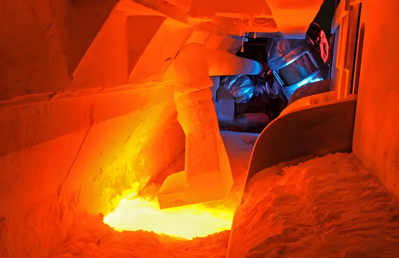 Melting and manufacturing glass fiber